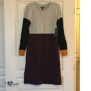 Color blocking knee length long sleeve sweater dress